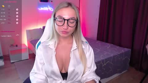 amanda_jordan online show from December 2, 5:26 am