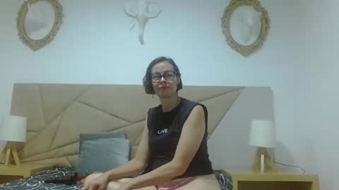 amanda_ramirez online show from November 20, 9:12 pm