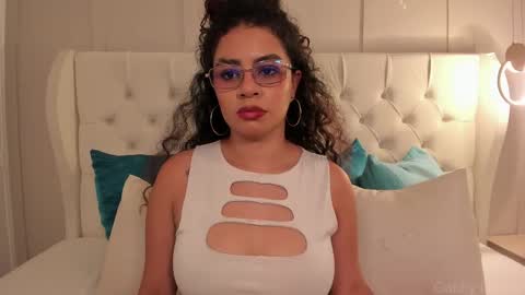 Amanda Rios online show from May 25, 9:54 pm
