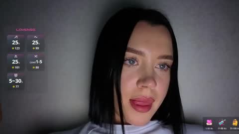 Amanda Rose online show from April 3, 6:37 pm