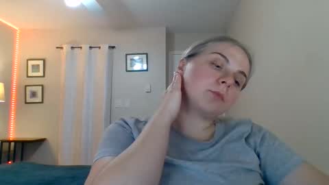 Amanda online show from October 27, 5:18 am