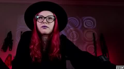 Goddess Amanita online show from February 6, 4:14 pm