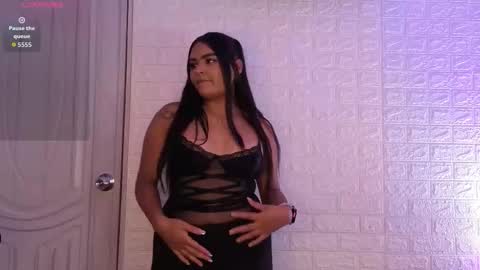 amarahanks_ online show from February 3, 2:08 am