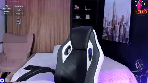 Amara Wolf online show from January 13, 10:28 pm