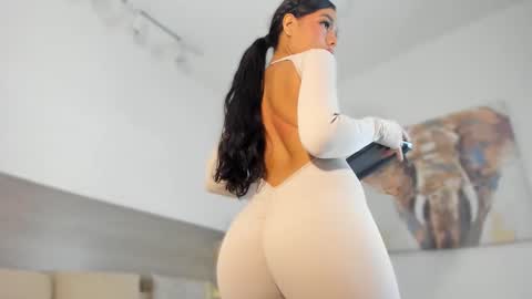  A M A T I S T A   online show from February 15, 1:10 pm