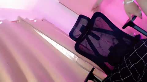 Amaya online show from October 2, 5:50 am