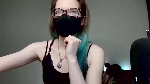 Snapshot of amber_candyfloss chatting on February 10, 12:52 am Amber non-nude model online show from February 10, 12:52 am