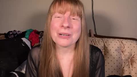 Amberglo Anderson online show from May 27, 2:25 pm