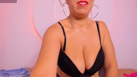 Amber online show from February 4, 11:58 am