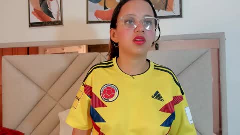 amberqueenx1 online show from February 7, 12:30 pm