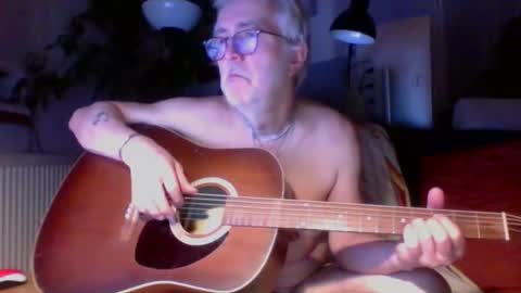 Amberr11 online show from November 17, 11:29 pm