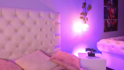 MISS AMBERR online show from September 30, 12:15 pm