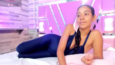 Amber online show from March 25, 7:09 pm