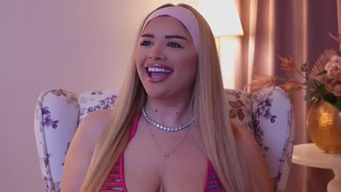 Amberseyes online show from February 18, 7:54 am