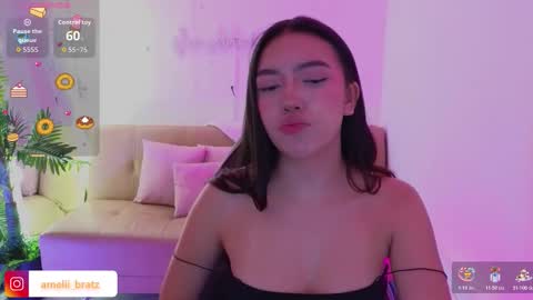 AMELIA online show from December 5, 11:52 am