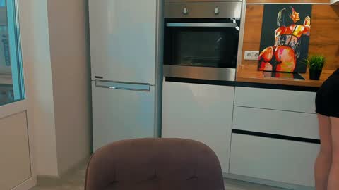 Eileen online show from January 6, 12:24 pm