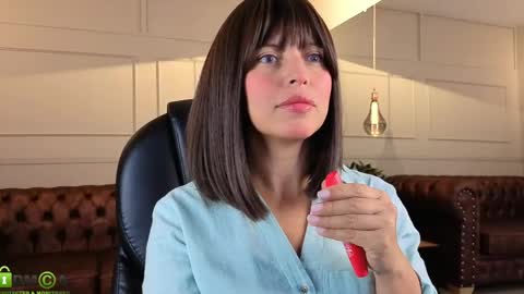 AMELIA online show from April 13, 11:58 am