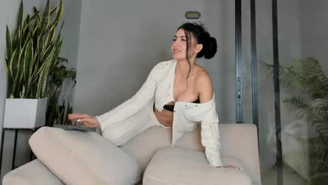 Ameliajones online show from April 29, 2:38 am