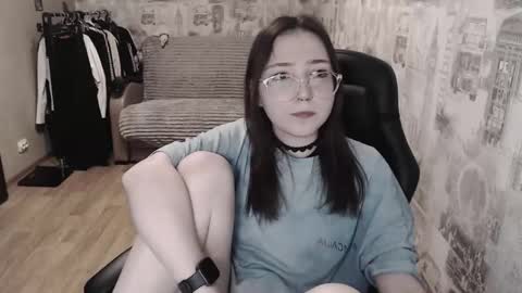 Amelia online show from March 3, 7:07 pm