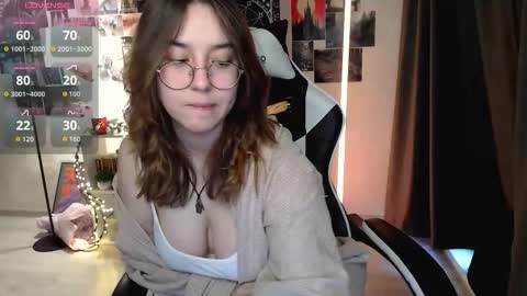 Amelia online show from November 12, 8:49 am