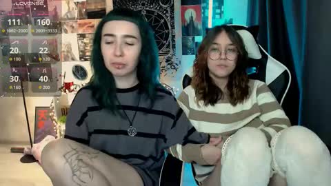 Snapshot of ameliameadd chatting on October 22, 10:29 am Amelia online show from October 22, 10:29 am