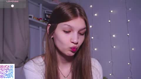 Amelia online show from April 21, 8:43 am