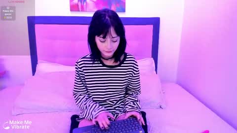 amelie_amaya online show from April 22, 2:57 pm