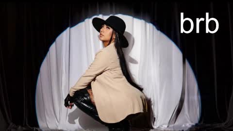 Amelie online show from October 30, 12:06 pm