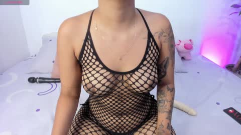 Amelie  online show from January 16, 12:34 am