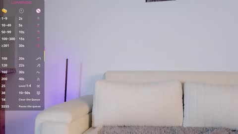 Victoria online show from November 15, 9:27 pm