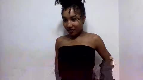 amelisy20005 online show from April 7, 7:49 pm