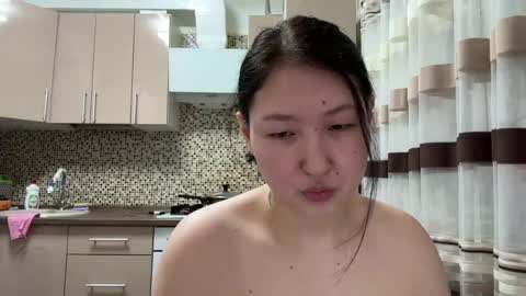 Ameliya online show from April 18, 9:15 pm