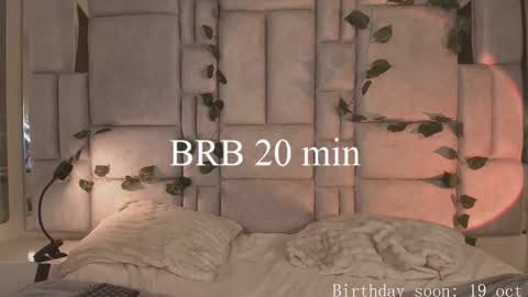      online show from October 16, 11:25 pm