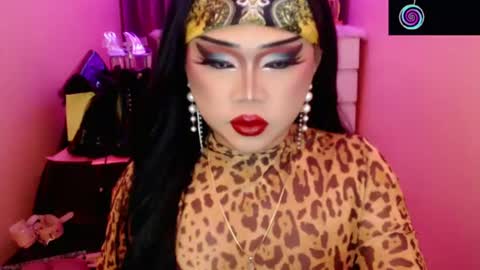 Queen Mireska online show from July 5, 3:52 pm