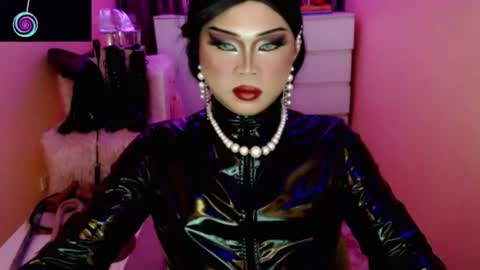 Queen Mireska online show from July 12, 6:22 pm