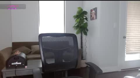 amilust online show from January 8, 6:52 pm