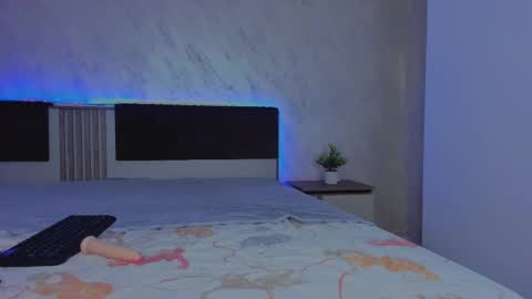 AmiraAnne online show from November 22, 5:06 am