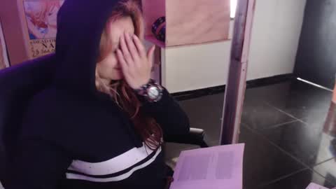 Snapshot of ammber3 chatting on February 27, 2:54 pm Paula D online show from February 27, 2:54 pm