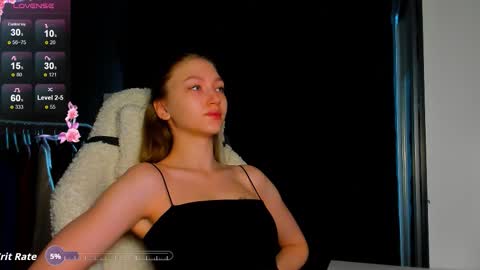 Snapshot of ammi_bliss chatting on October 30, 5:52 am Ammi online show from October 30, 5:52 am