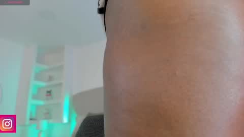 AMMY online show from October 2, 7:45 pm