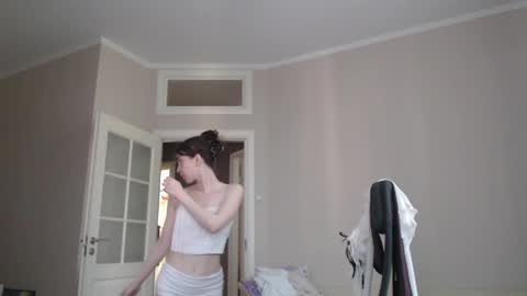 miss unforgettable online show from June 8, 2:18 pm