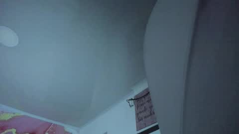 Snapshot of amy__rose_ chatting on October 6, 2:07 am amy__rose_ online show from October 6, 2:07 am