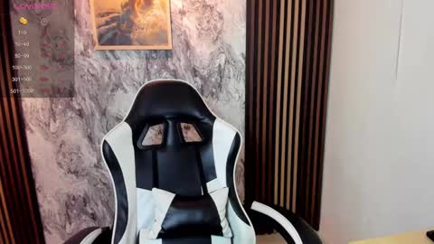 Amy online show from October 8, 8:26 pm