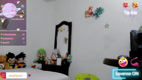 Amy online show from April 16, 8:09 pm