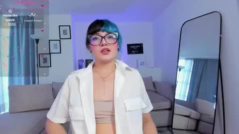 Hello I am Allison Welcome to my room and let is  have a good time together whith me online show from January 31, 7:55 pm