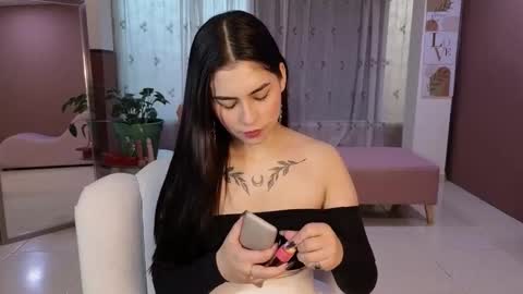 Amy online show from November 6, 8:45 pm