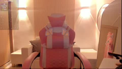 Emily online show from September 13, 2:52 pm