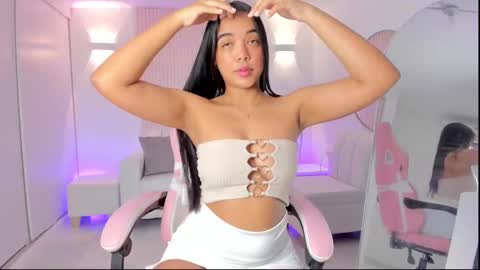 Emily online show from February 15, 2:44 pm