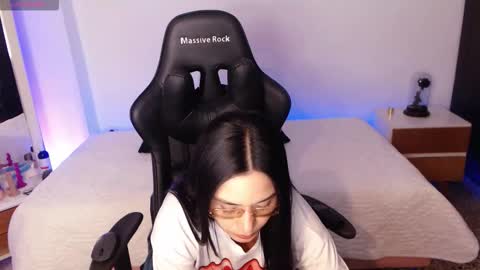 Mia Cristancho online show from October 12, 3:15 pm