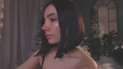 Amy Armstrong online show from January 8, 10:59 pm